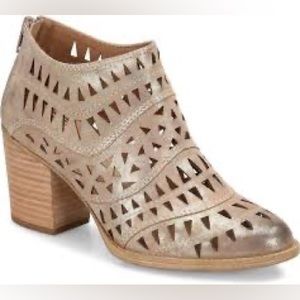 Sofft Westwood Women’s Size 9.5 Laser-Cut Anthracite Leather Block Heel Boots